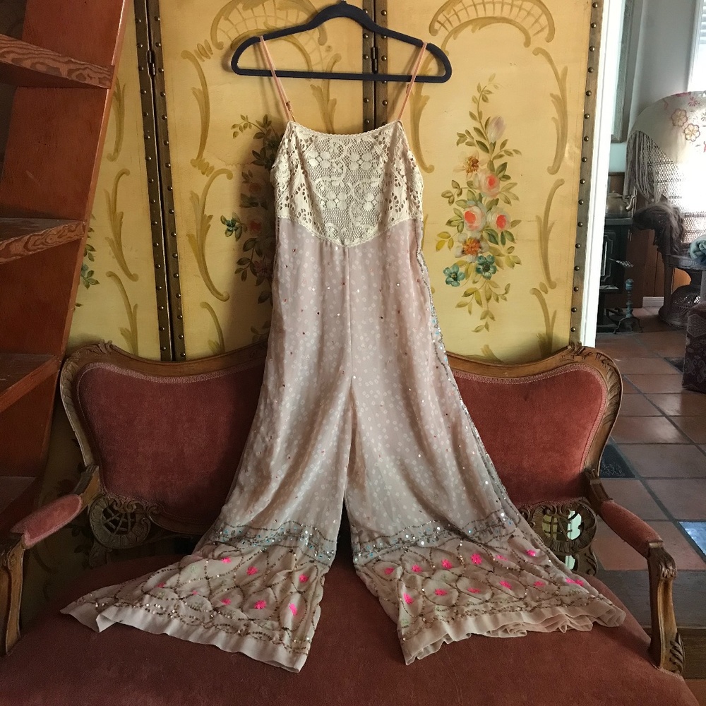 🌙Free People Pastel Pink Embroidered Jumpsuit - Picture 2 of 7